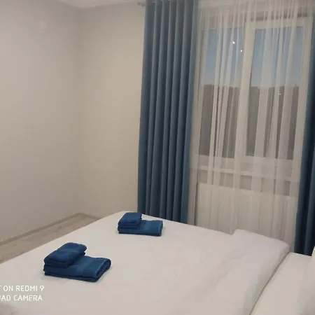 Apartment нова і затишна у центрі