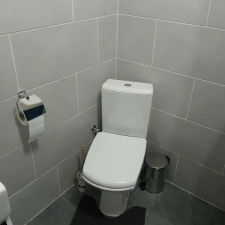 Apartment нова і затишна у центрі